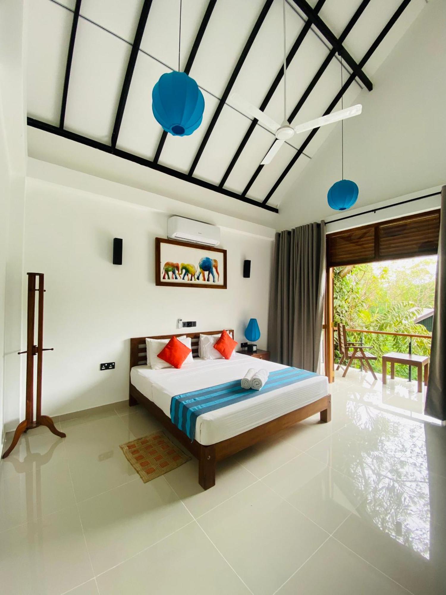 Hotel Athgira Udawalawe Kültér fotó