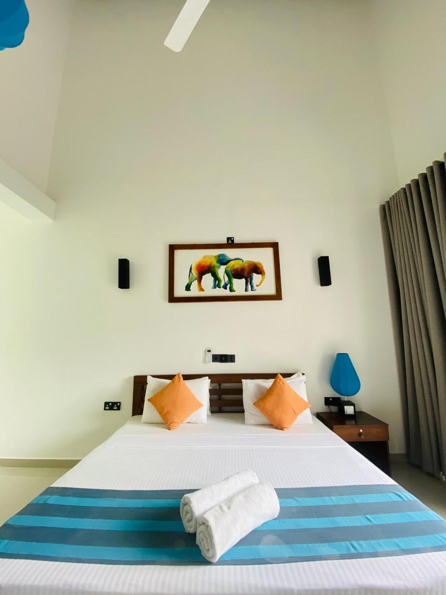 Hotel Athgira Udawalawe Kültér fotó